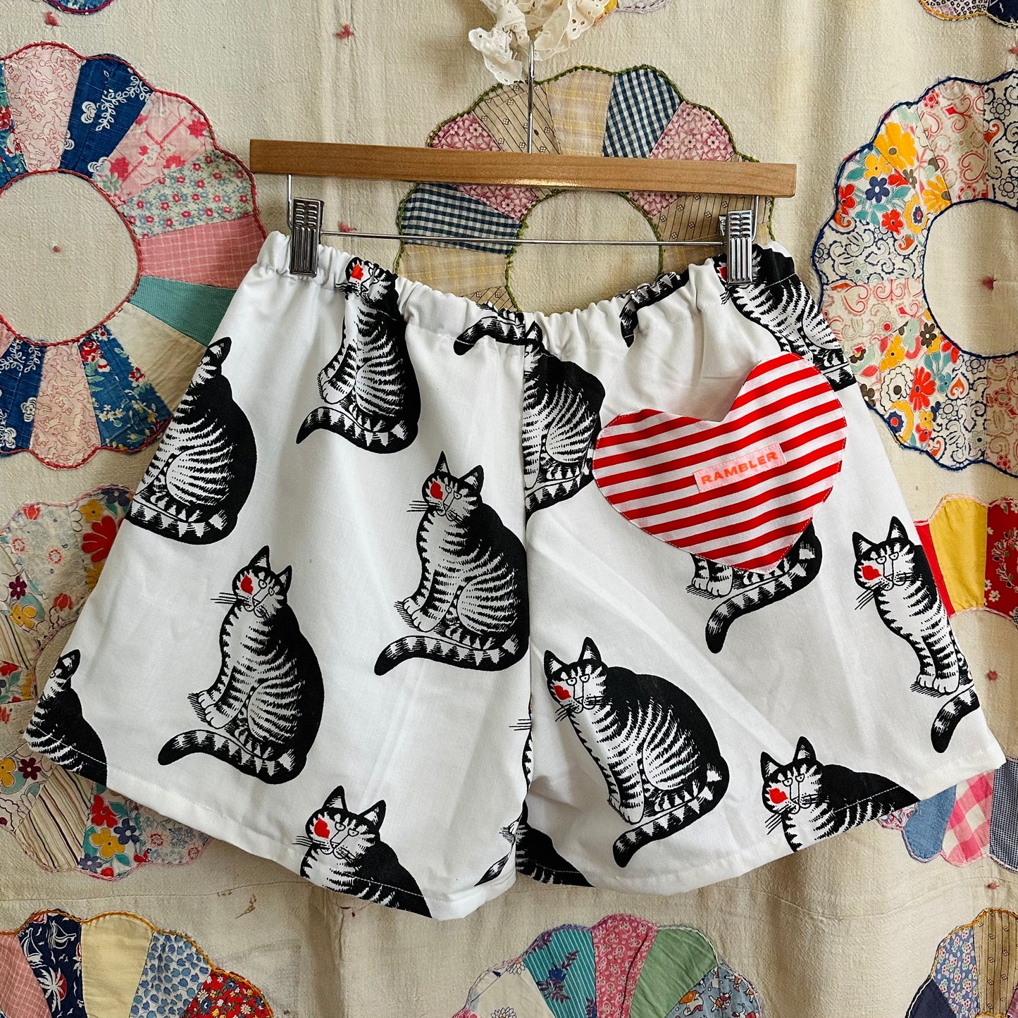 Large/XL Cat Shorts - Heart Pocket