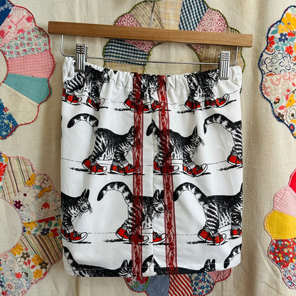 Small/Medium Cat Shorts - Lace Stripe